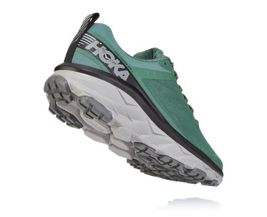 Tenis Hoka One One Trail Hombre Verdes - Challenger Atr 5 - FIUV30918